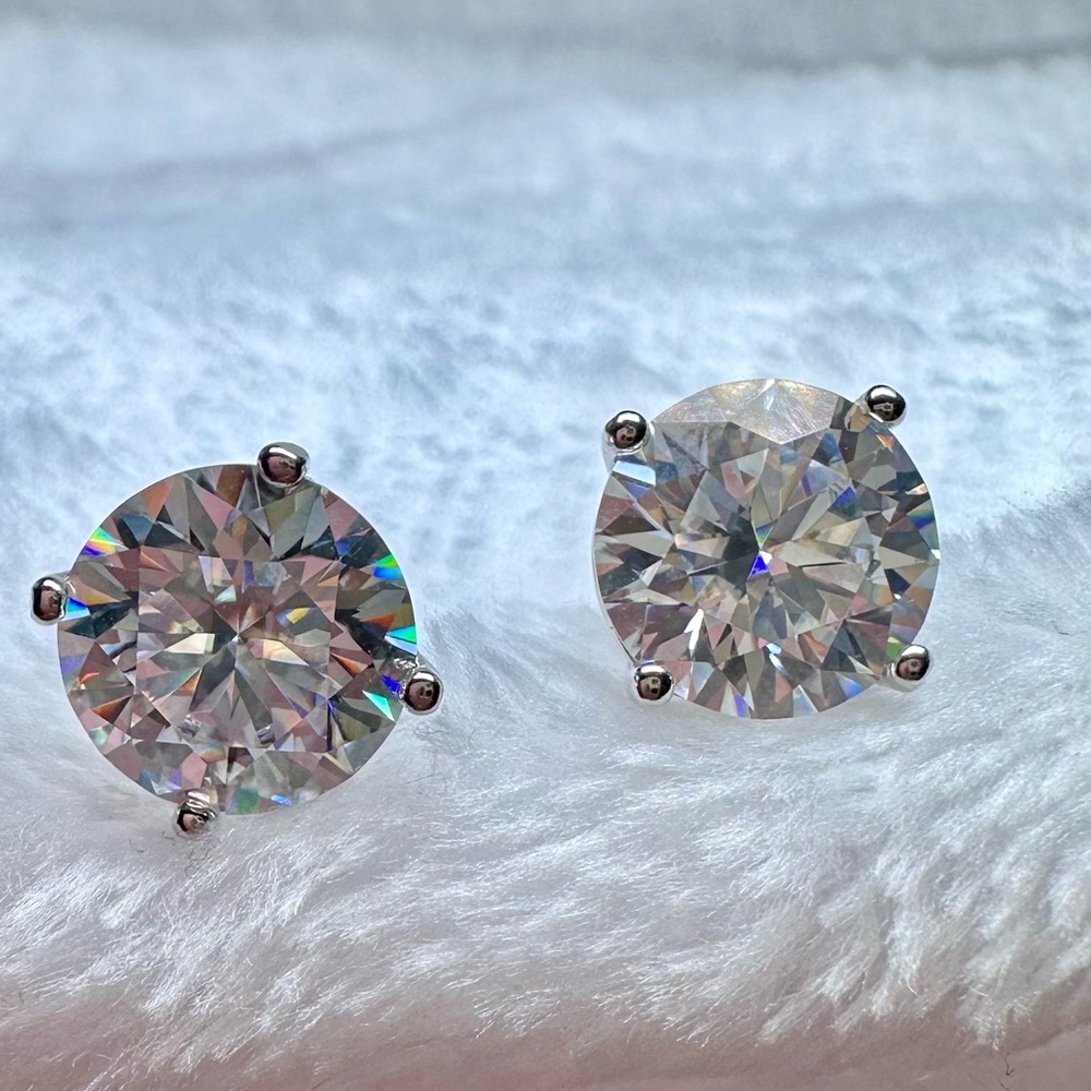 6 Ct Certified Moissanite Round Stud Earrings In Sterling Silver 3 Ct Each